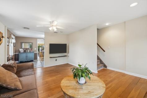72 Forest Avenue Hawthorne NJ 07506