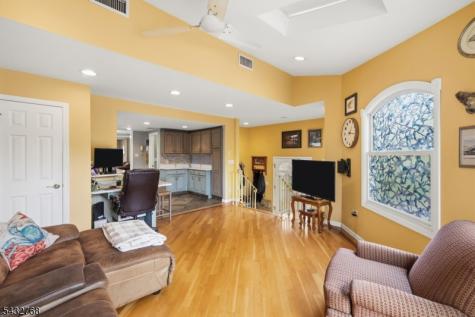 72 Forest Avenue Hawthorne NJ 07506