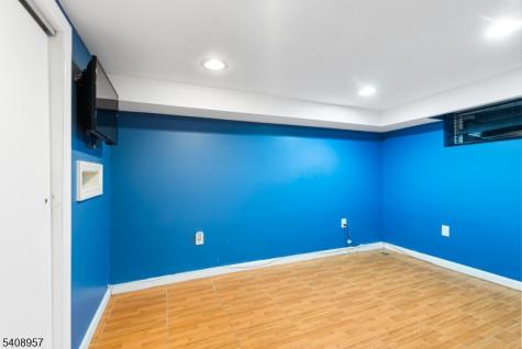 764 Goffle Road Hawthorne NJ 07506
