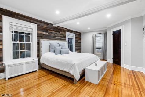 764 Goffle Road Hawthorne NJ 07506