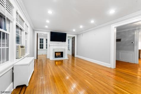 764 Goffle Road Hawthorne NJ 07506