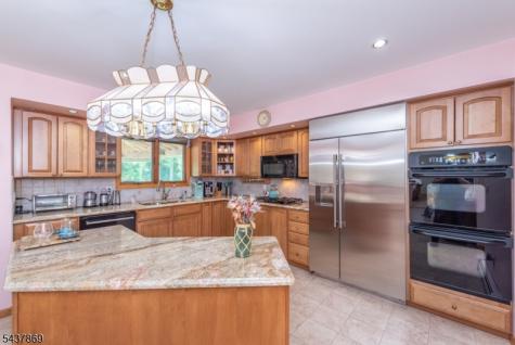 13 Fox Run North Caldwell NJ 07006