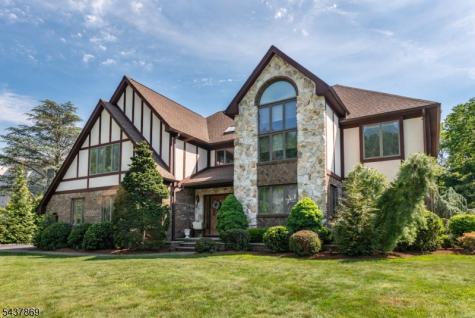 13 Fox Run North Caldwell NJ 07006