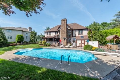 13 Fox Run North Caldwell NJ 07006