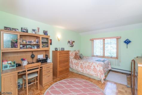 13 Fox Run North Caldwell NJ 07006