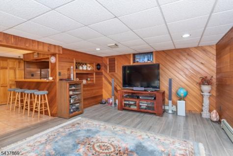 13 Fox Run North Caldwell NJ 07006