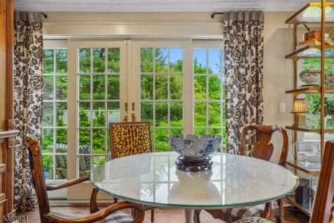 32 Potterstown Road Tewksbury NJ 08833