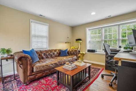 32 Potterstown Road Tewksbury NJ 08833