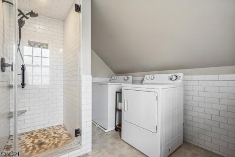 32 Potterstown Road Tewksbury NJ 08833