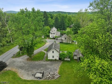 32 Potterstown Road Tewksbury NJ 08833
