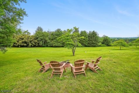 32 Potterstown Road Tewksbury NJ 08833