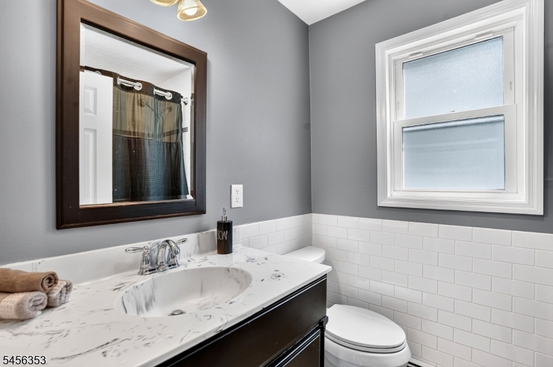 32 Merrie Trail Denville NJ 07834