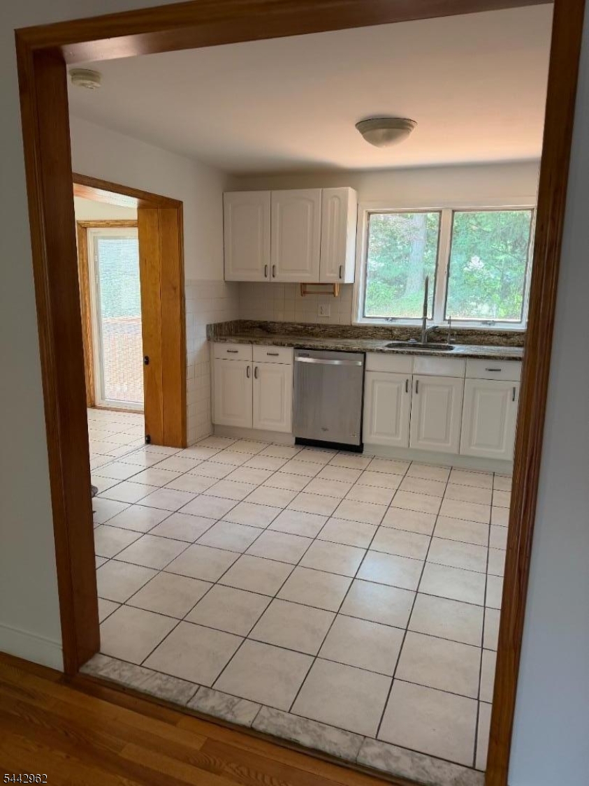 17 Dogwood Terrace Livingston NJ 07039