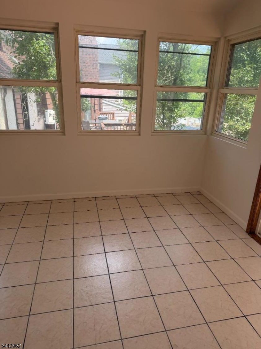 17 Dogwood Terrace Livingston NJ 07039