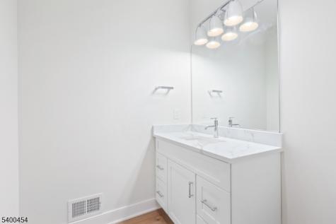20 Furnace Road Chester NJ 07930
