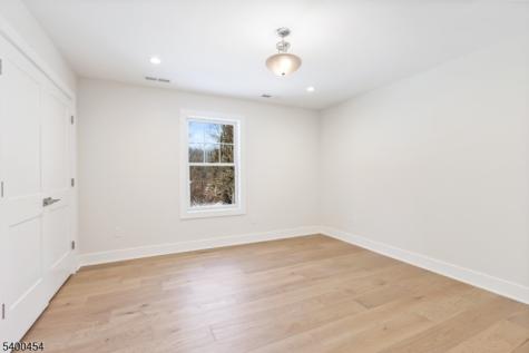 20 Furnace Road Chester NJ 07930