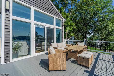 12 Bass Rock Road Hopatcong NJ 07843