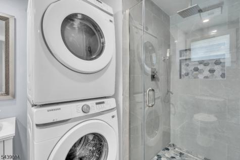 12 Bass Rock Road Hopatcong NJ 07843