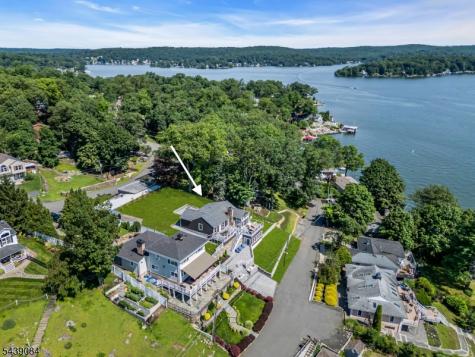12 Bass Rock Road Hopatcong NJ 07843