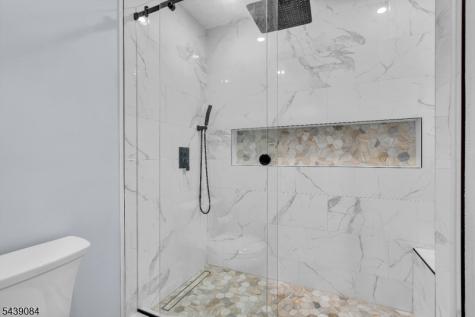 12 Bass Rock Road Hopatcong NJ 07843