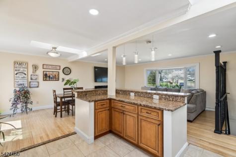 115 Birchwood Terrace Wayne NJ 07470