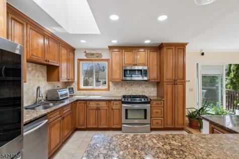115 Birchwood Terrace Wayne NJ 07470