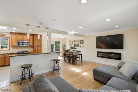 115 Birchwood Terrace Wayne NJ 07470