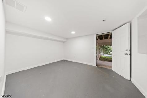418 East Avenue Northvale NJ 07647