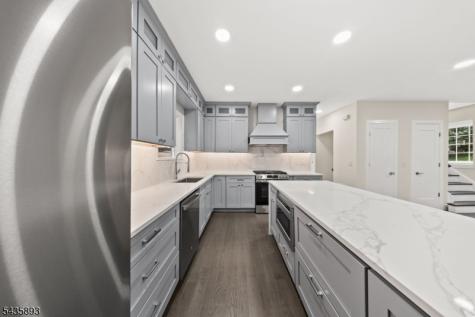 418 East Avenue Northvale NJ 07647