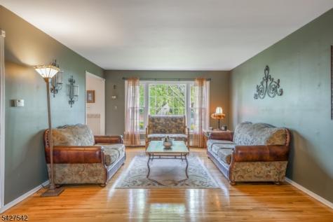 5 Ashlyn Road Parsippany-troy Hills NJ 07054