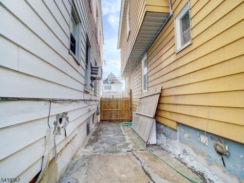 39 Rankin Street Elizabeth NJ 07206