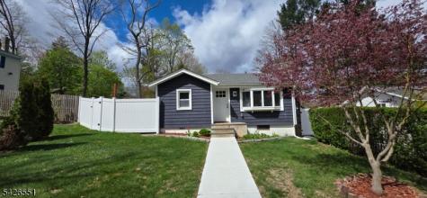 26 White Birch Trail Jefferson NJ 07460