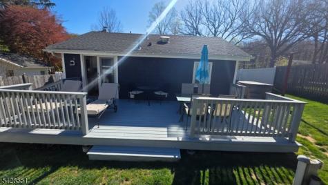 26 White Birch Trail Jefferson NJ 07460