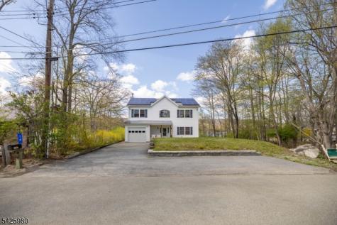14 E Shore Drive Hampton NJ 07860