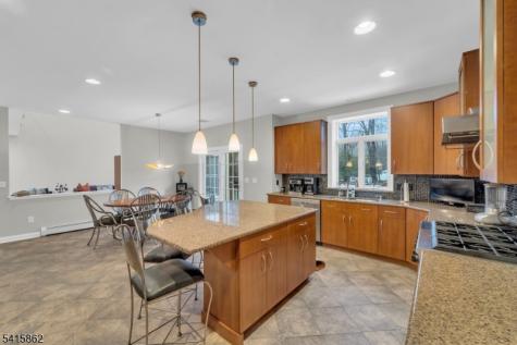 1 Sherwood Court Old Tappan NJ 07675