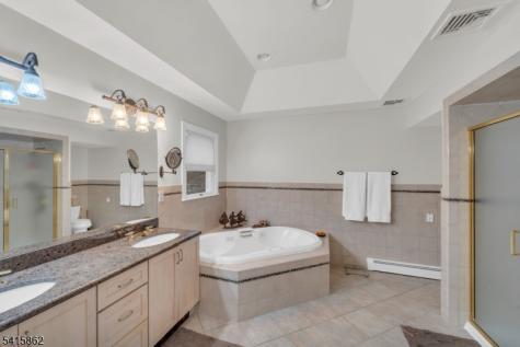1 Sherwood Court Old Tappan NJ 07675
