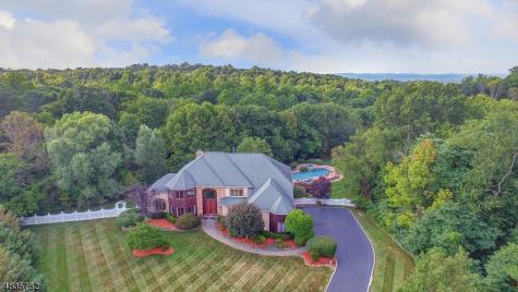 31 Primrose Lane Bernards NJ 07920