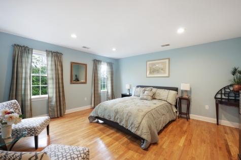31 Primrose Lane Bernards NJ 07920