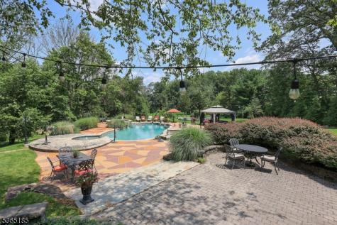 31 Primrose Lane Bernards NJ 07920