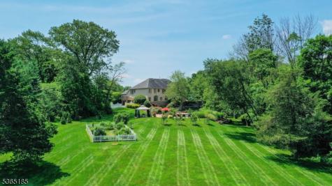 31 Primrose Lane Bernards NJ 07920