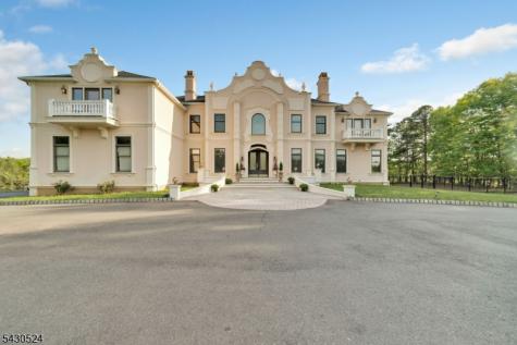 37 Robbins Road Millstone NJ 08510