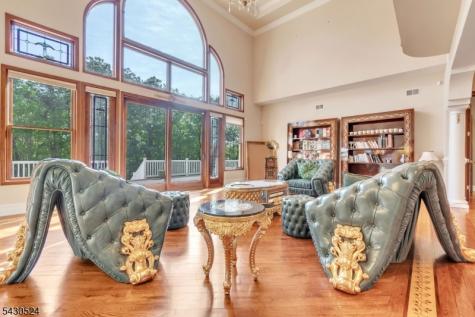 37 Robbins Road Millstone NJ 08510