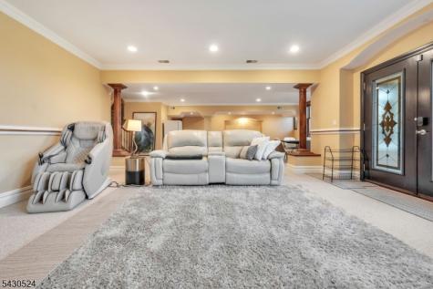 37 Robbins Road Millstone NJ 08510