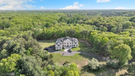 37 Robbins Road Millstone NJ 08510
