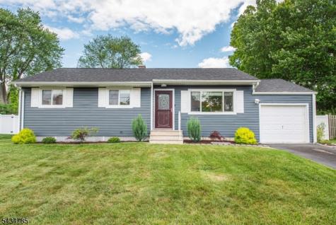 12 Brearly Crescent Mount Olive NJ 07836