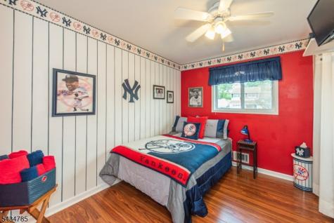 12 Brearly Crescent Mount Olive NJ 07836