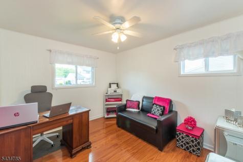 12 Brearly Crescent Mount Olive NJ 07836