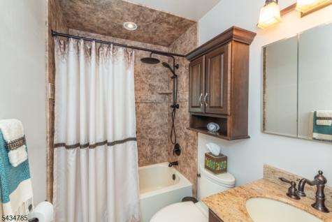 12 Brearly Crescent Mount Olive NJ 07836