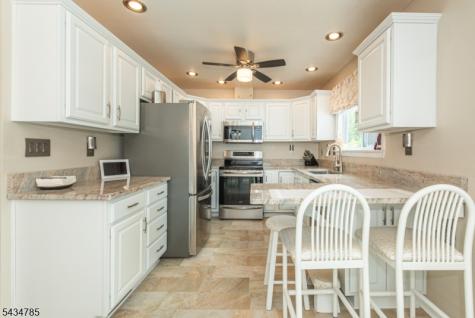 12 Brearly Crescent Mount Olive NJ 07836