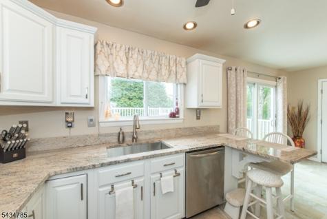 12 Brearly Crescent Mount Olive NJ 07836